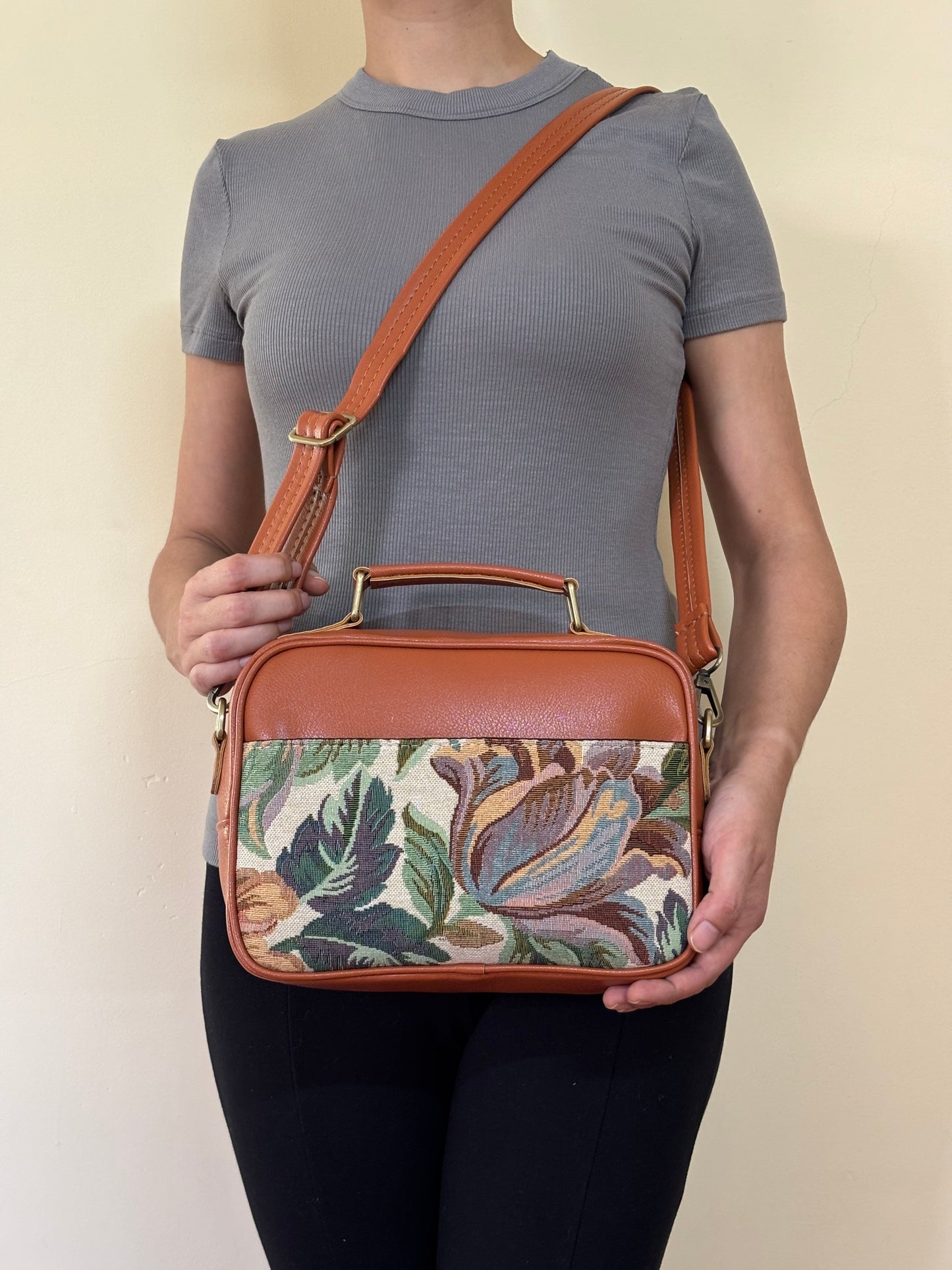 Botanica Briefcase Sling