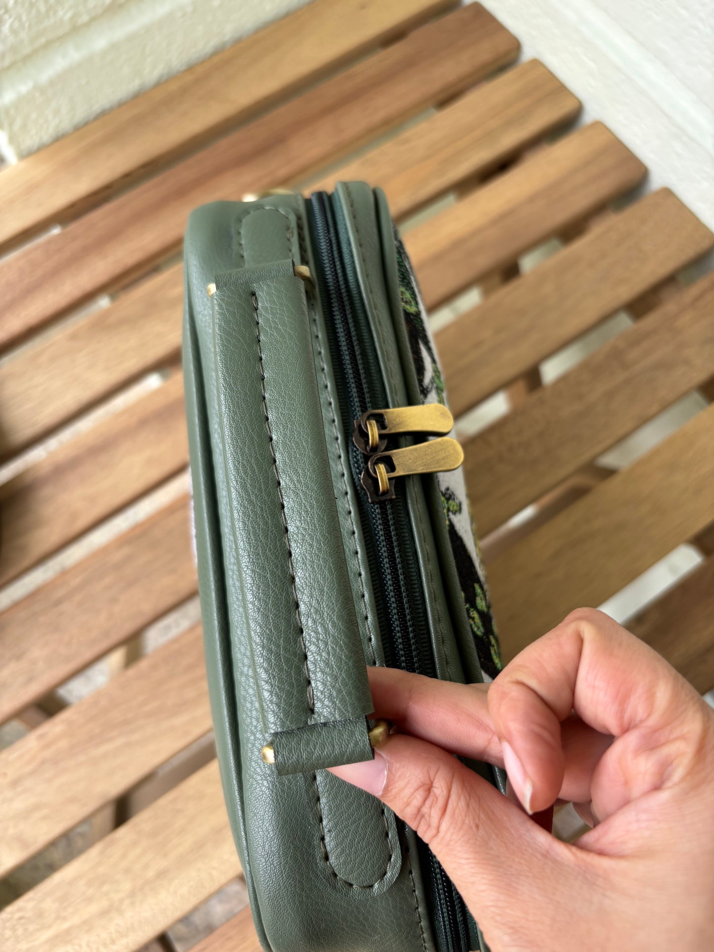 Wild Realm Briefcase Sling