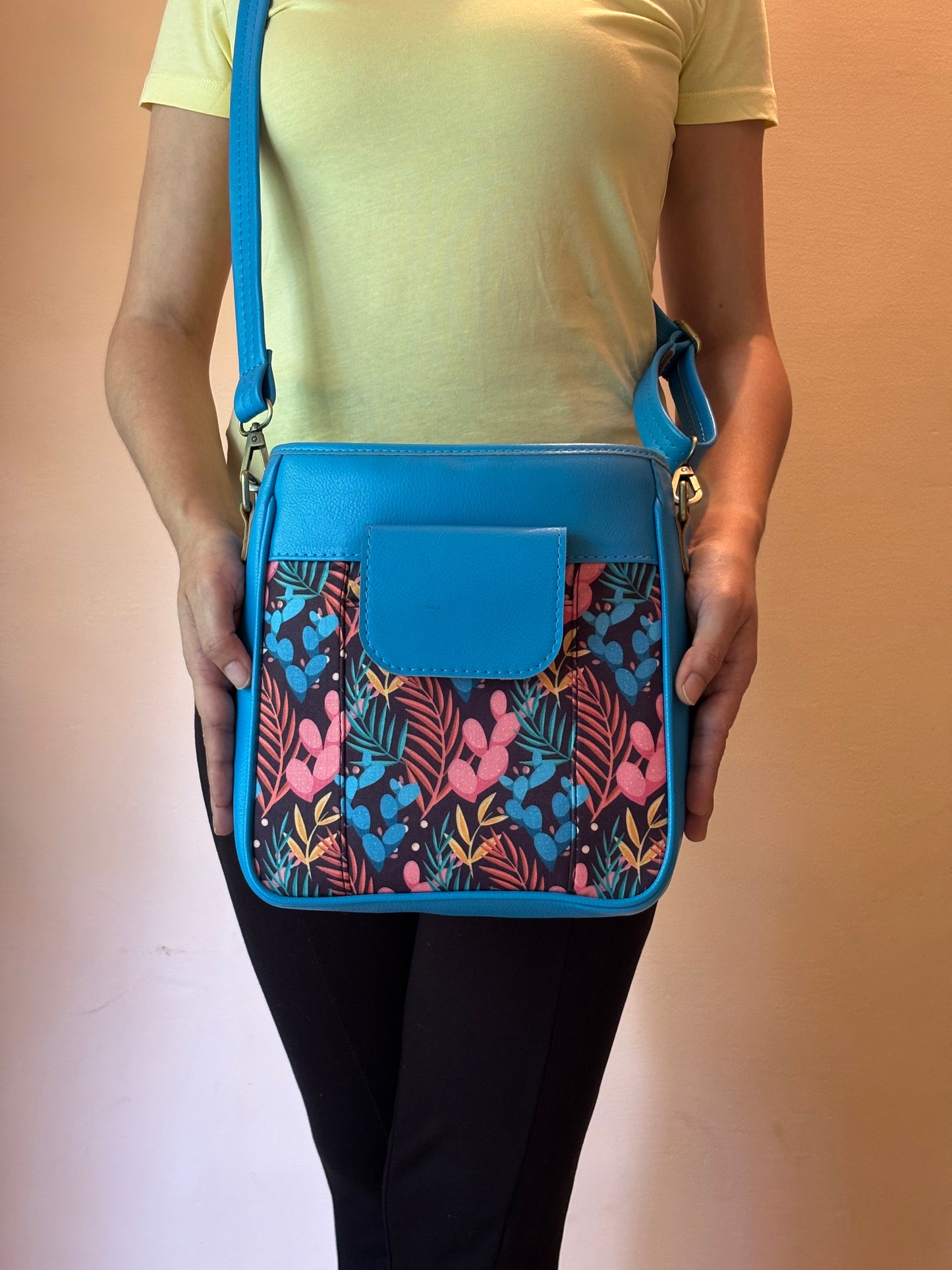 Tropical Breeze Crossbody