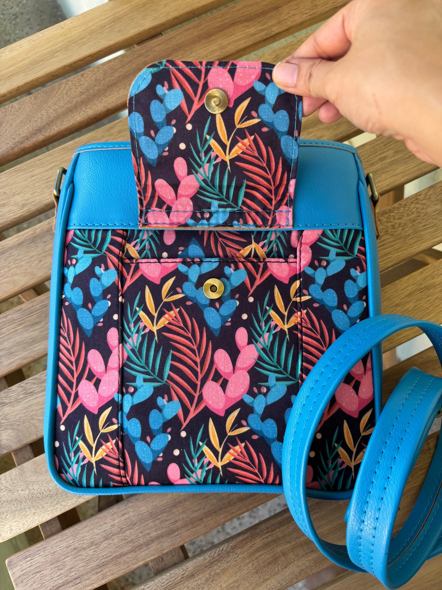 Tropical Breeze Crossbody