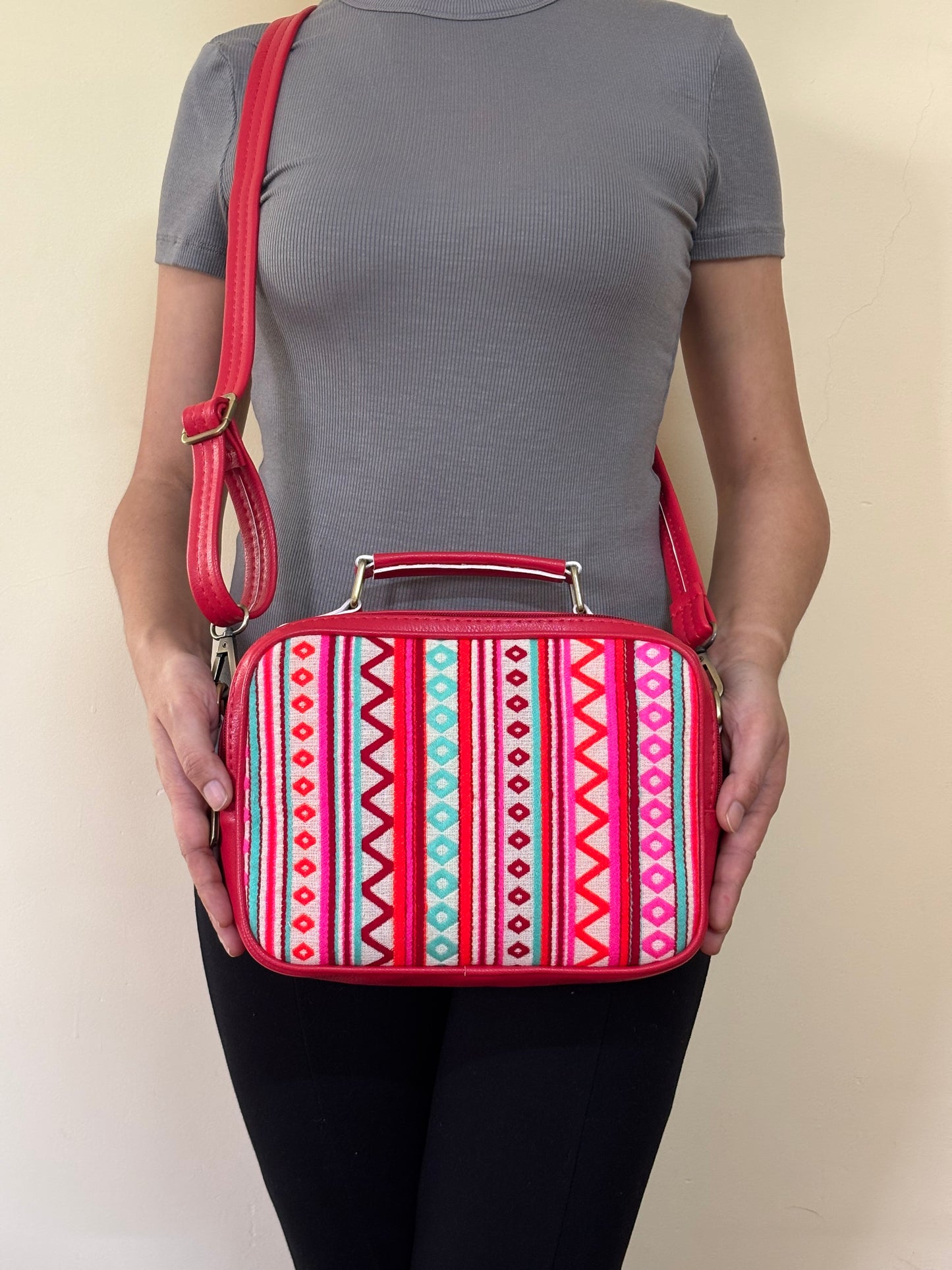 Vivid Briefcase Sling