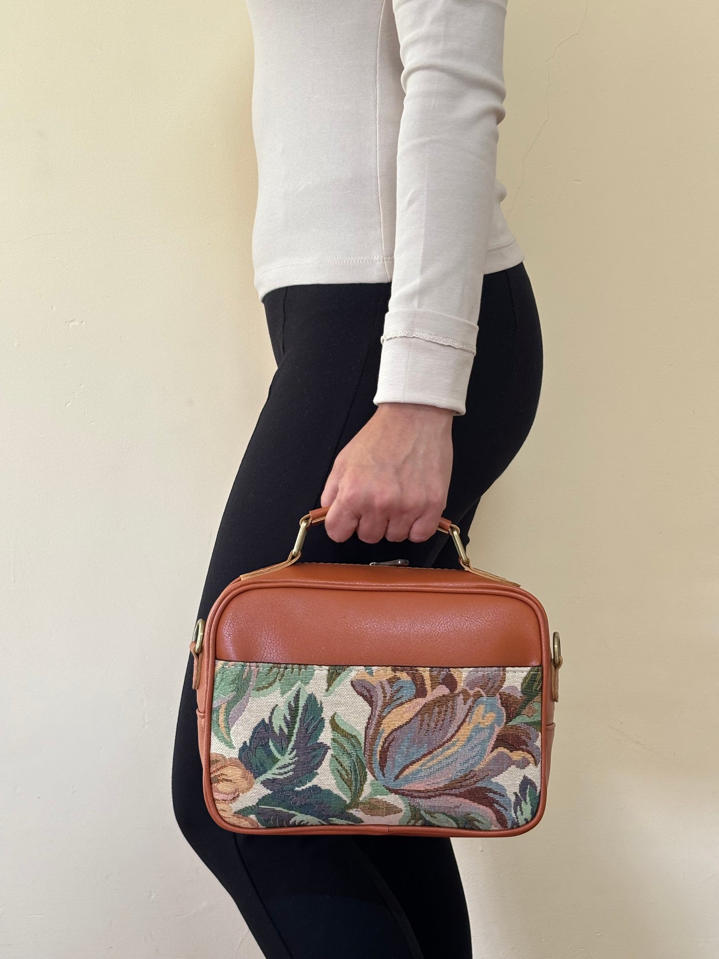 Botanica Briefcase Sling