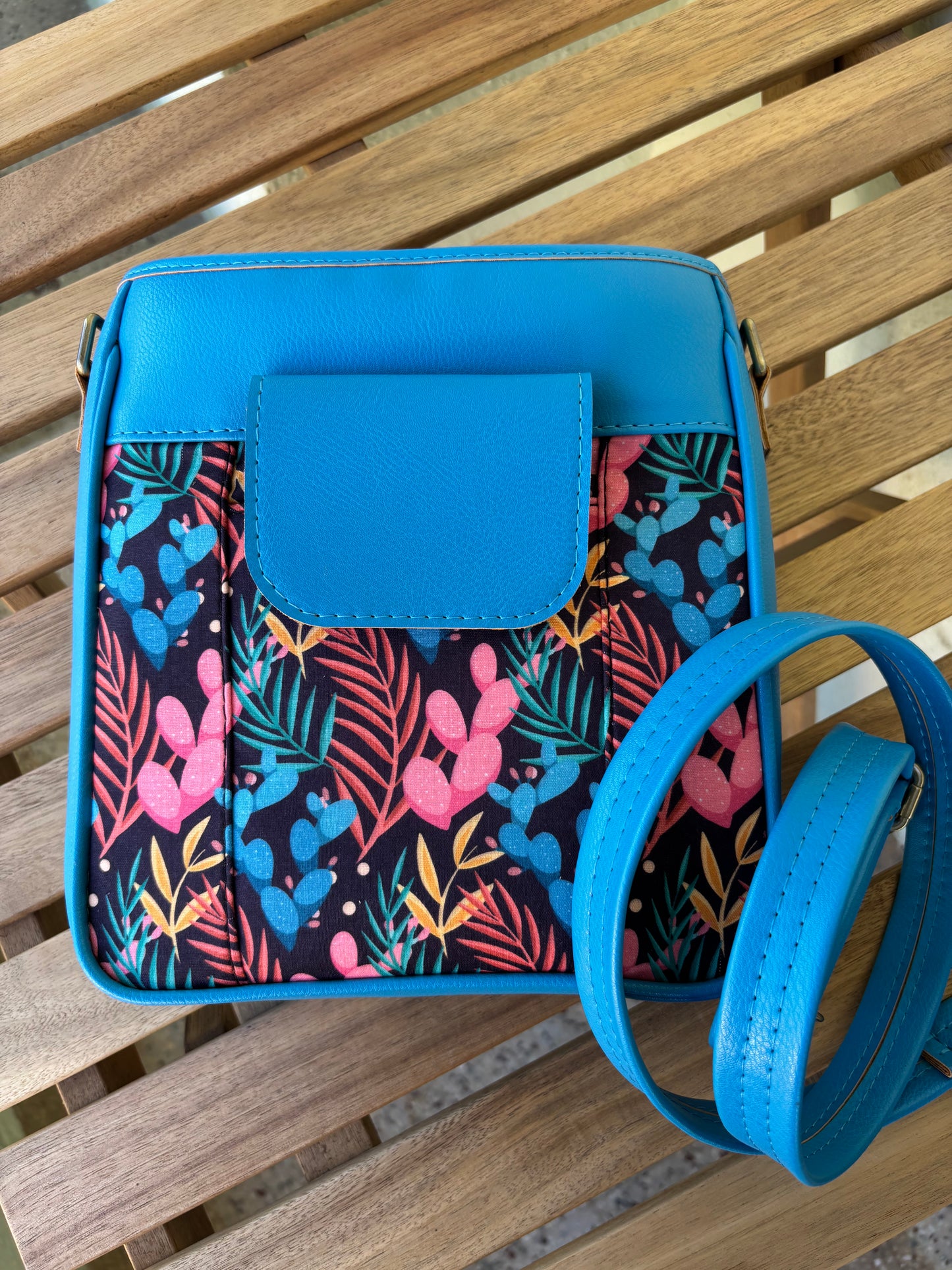 Tropical Breeze Crossbody