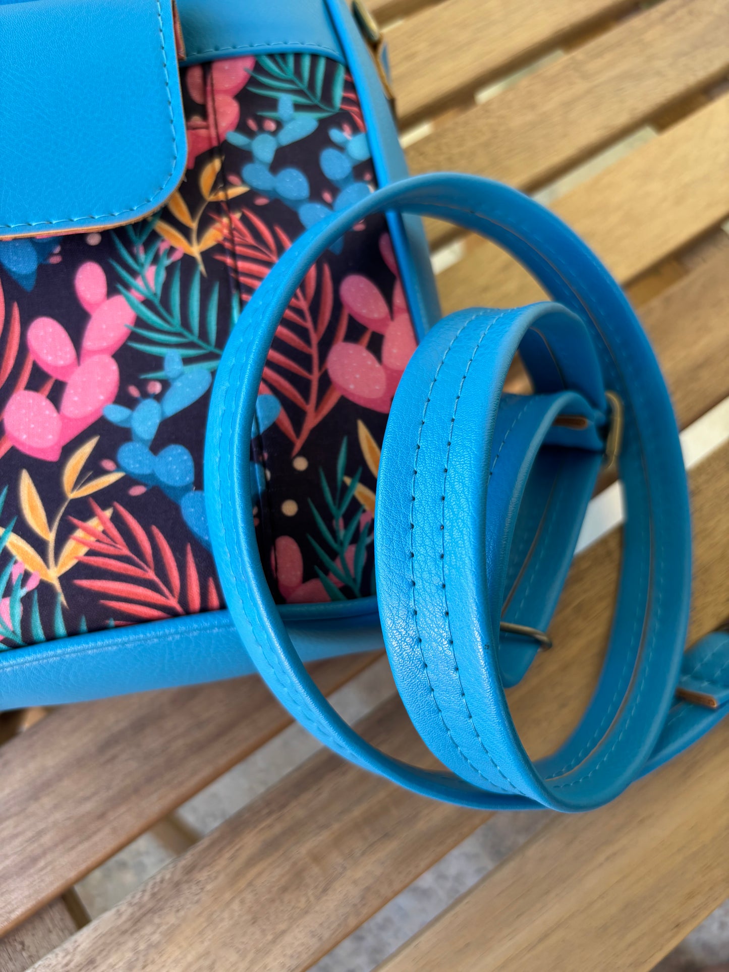 Tropical Breeze Crossbody