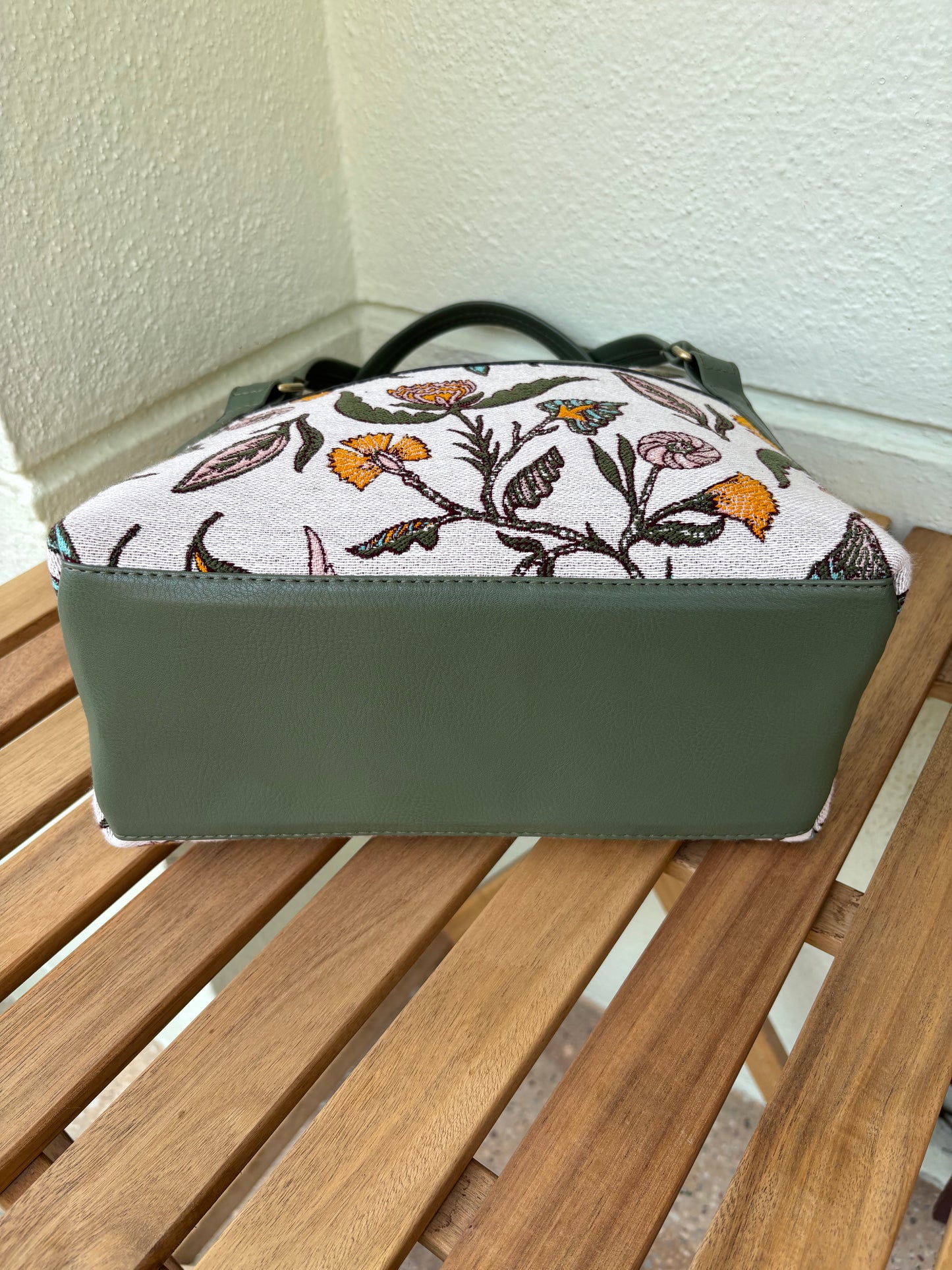 Botanic Charm Tote