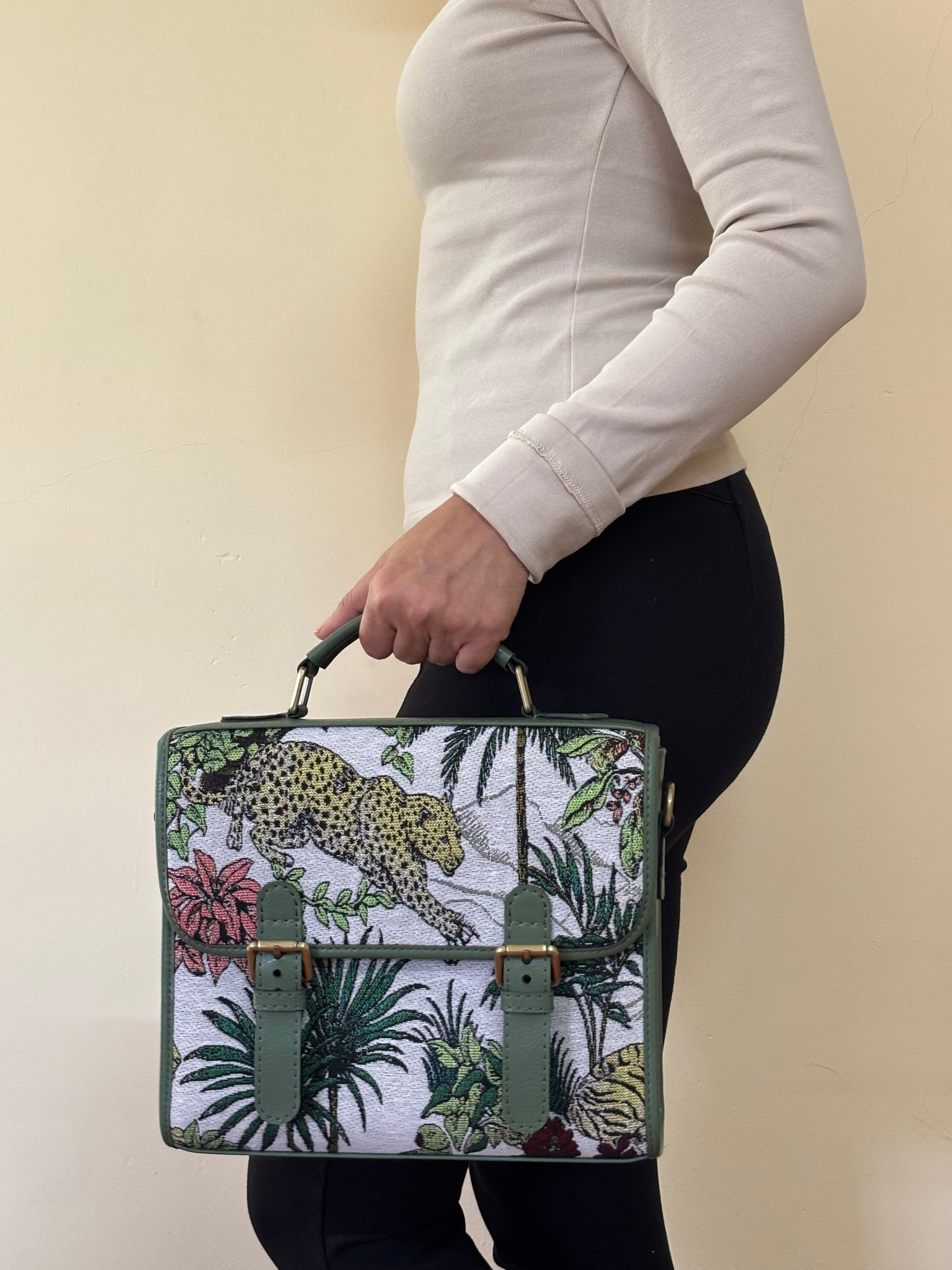 Savanna Luxe Saddle Bag