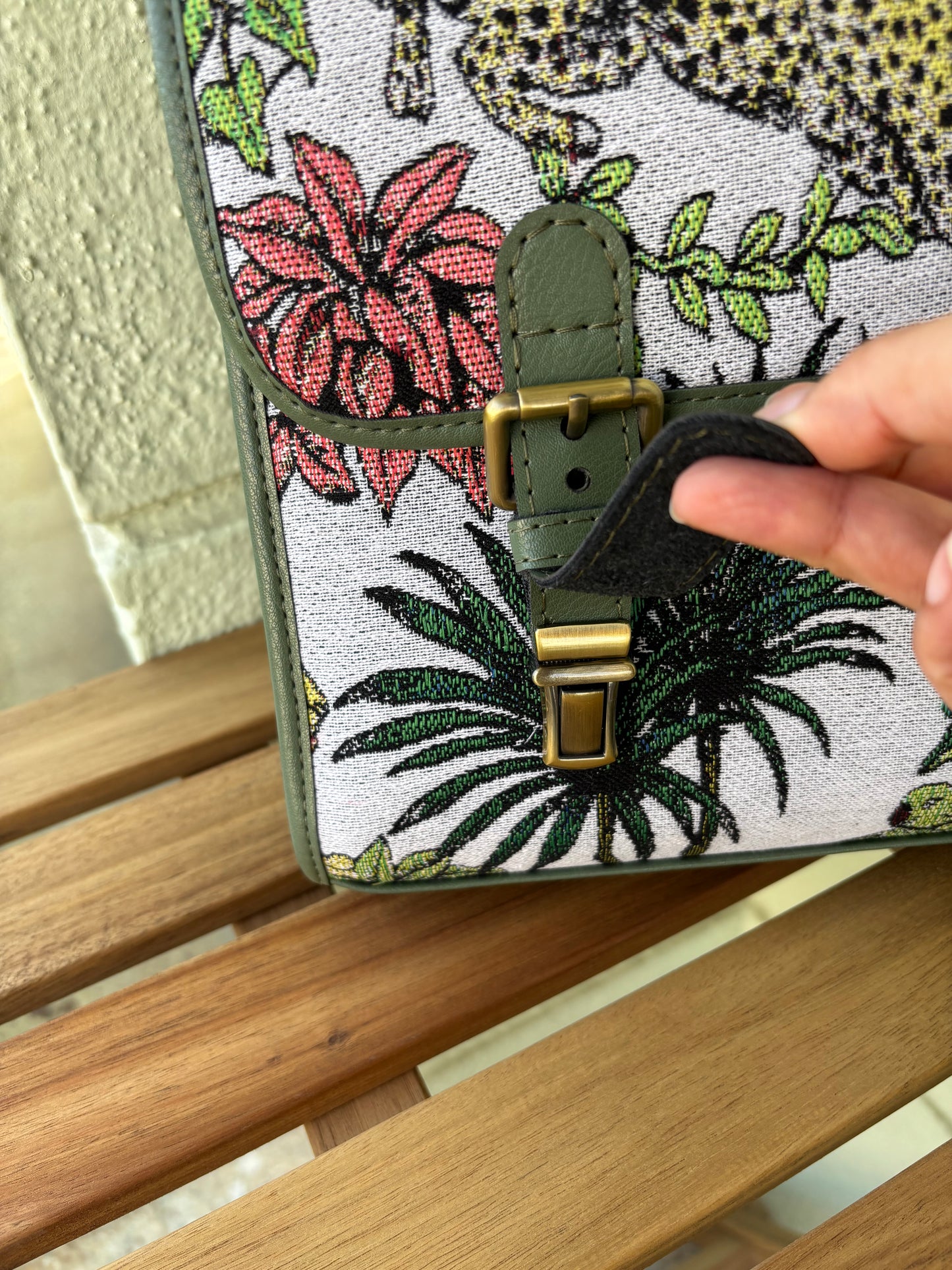 Savanna Luxe Saddle Bag