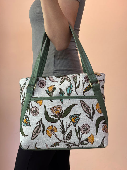 Botanic Charm Tote