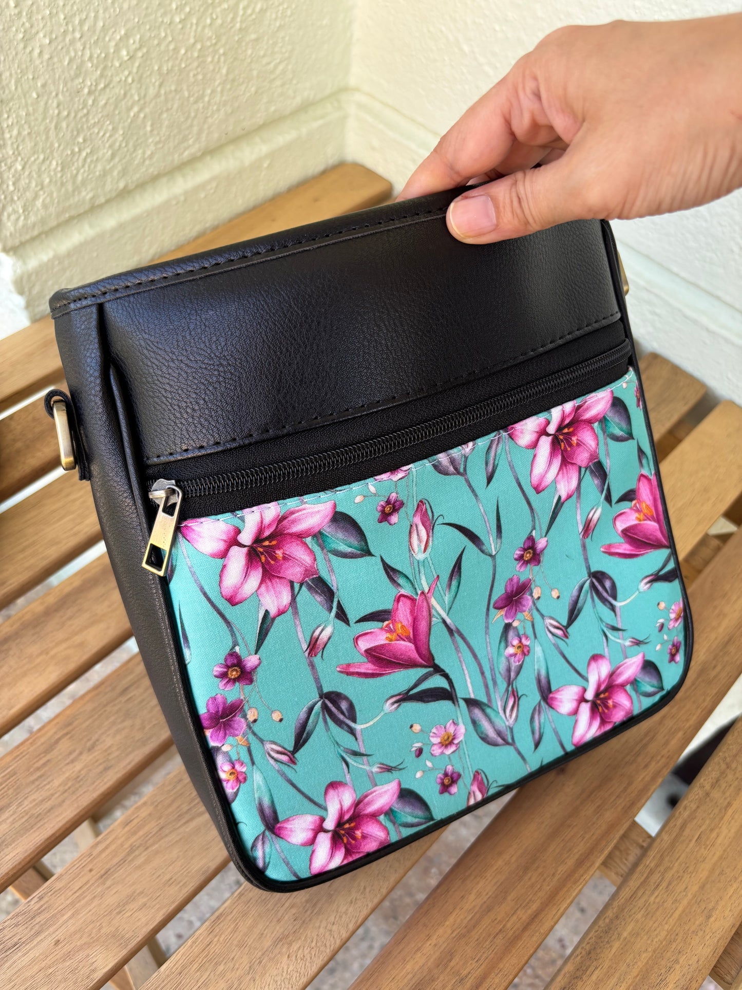 Emerald Bloom Crossbody
