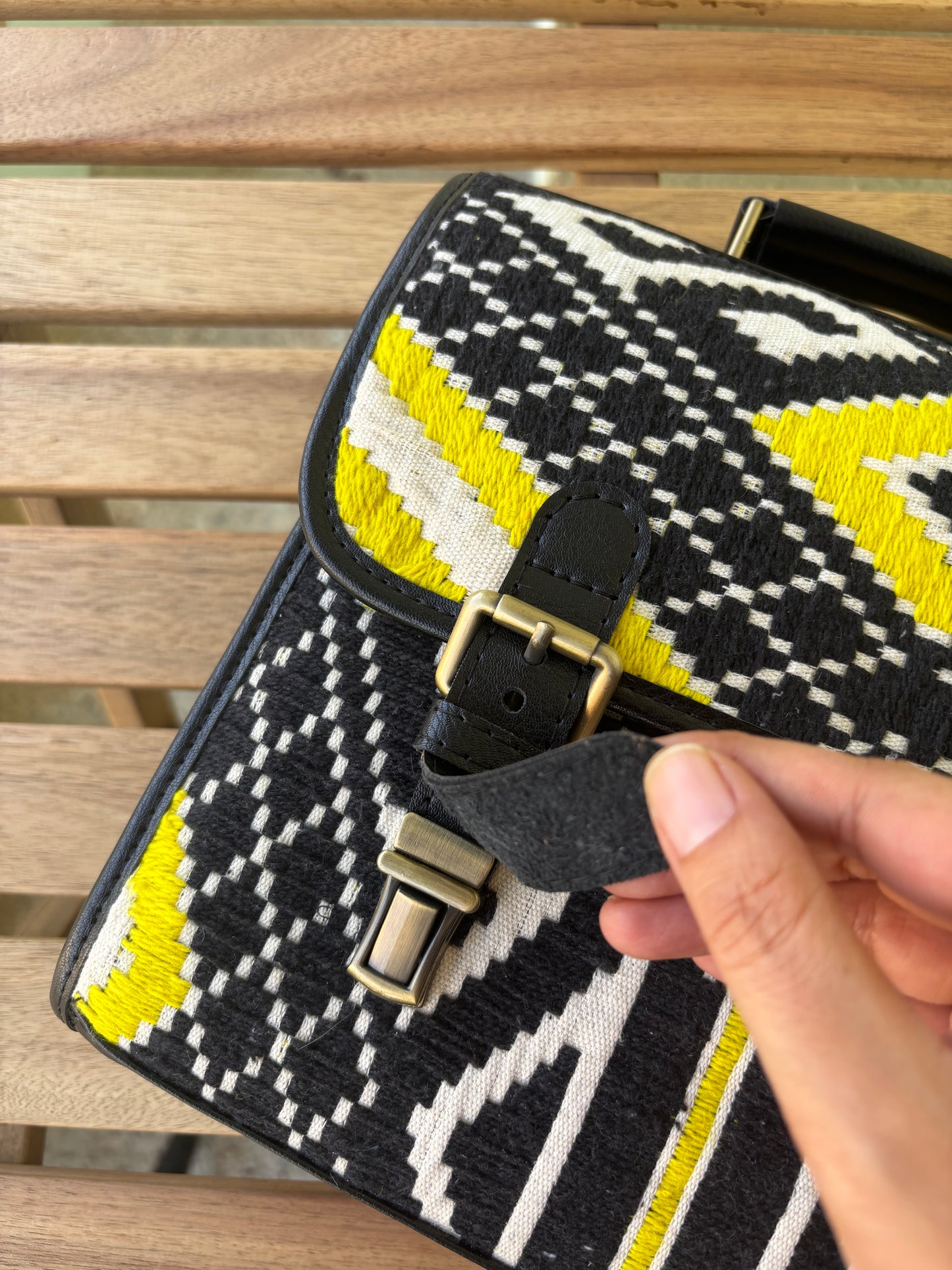 Aztec Noir Saddle Bag