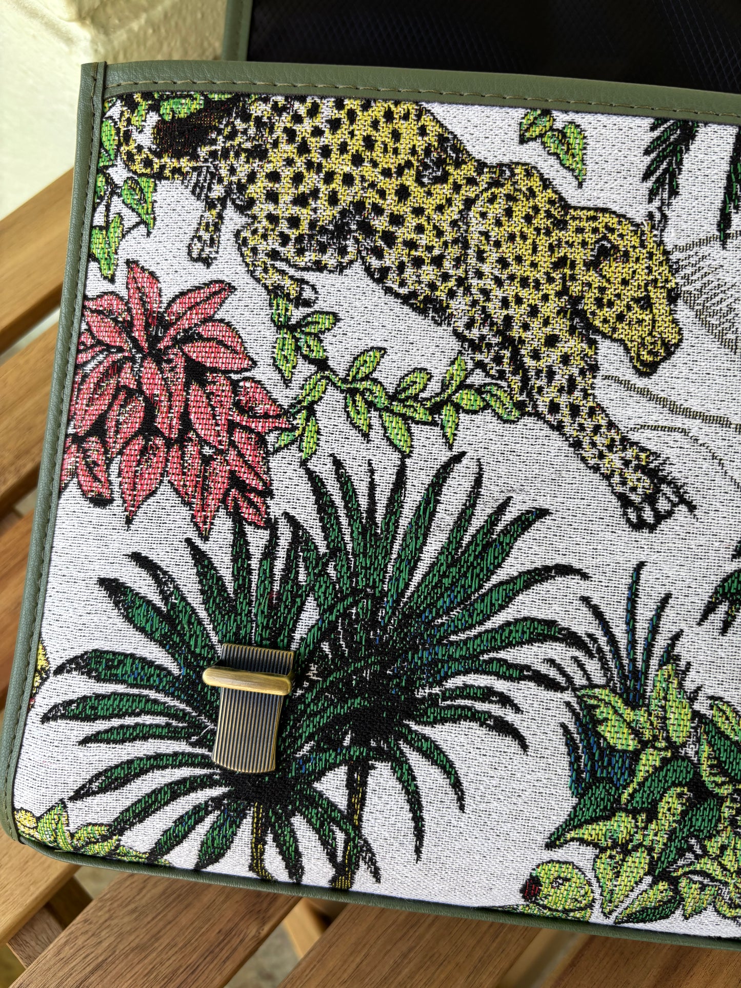 Savanna Luxe Saddle Bag