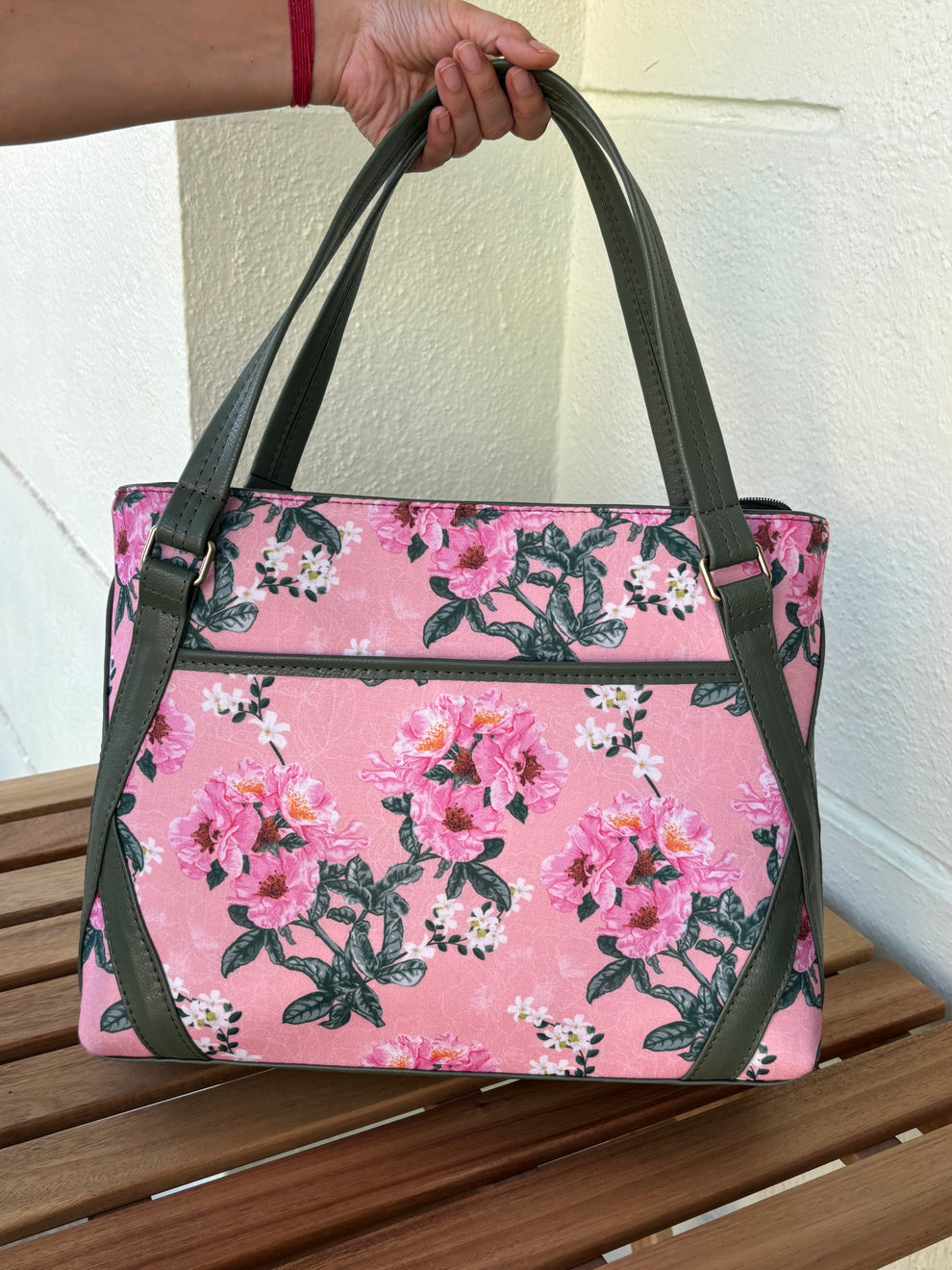 Bloomline Laptop Tote – Thredle