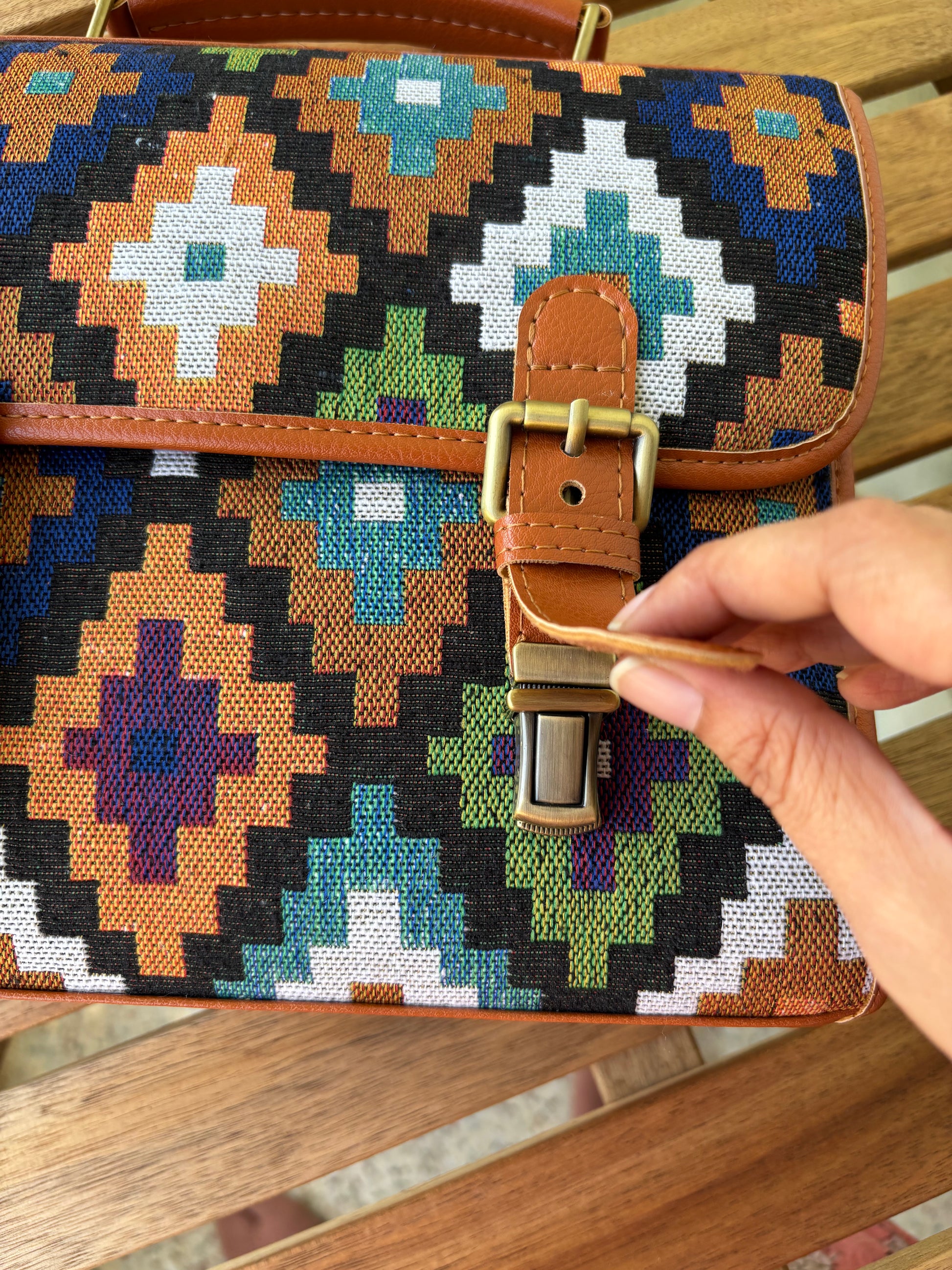Nomad Mosaic Saddle Bag – Thredle1
